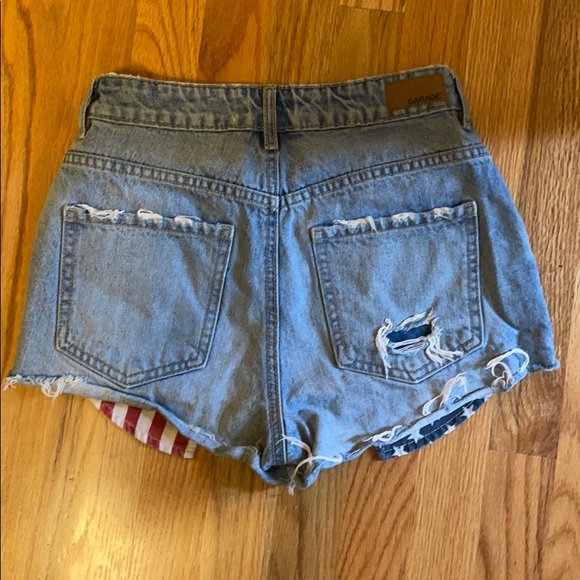 GARAGE Distressed Denim Jean Shorts - Picture 3 of 6